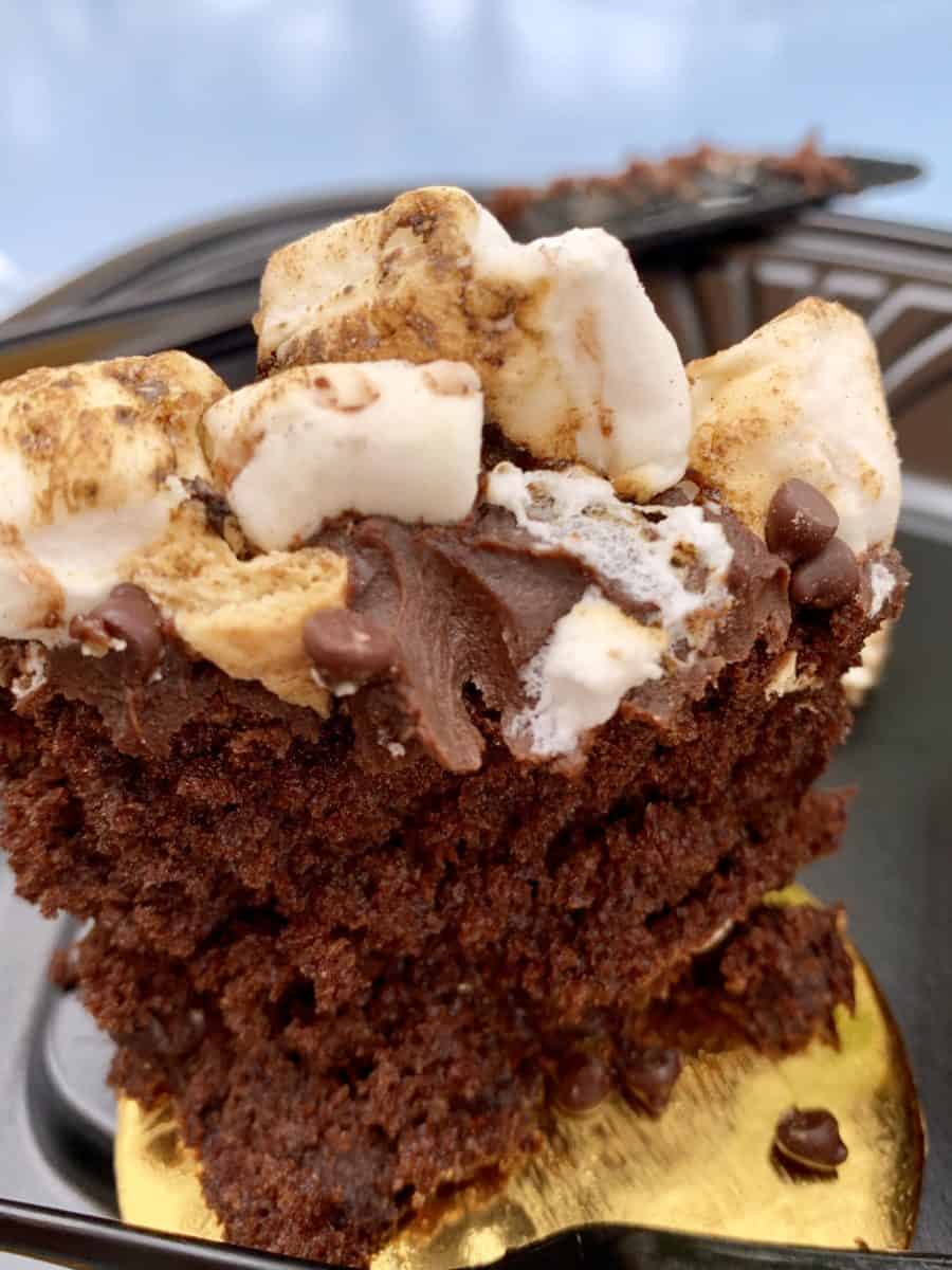 S'mores Brownie Jolly Holiday Bakery Disneyland Park