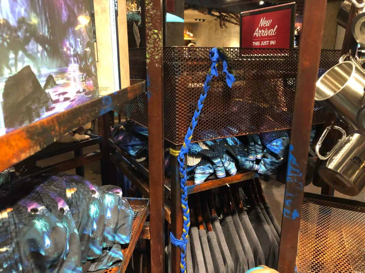 Windtraders shelf with braided string