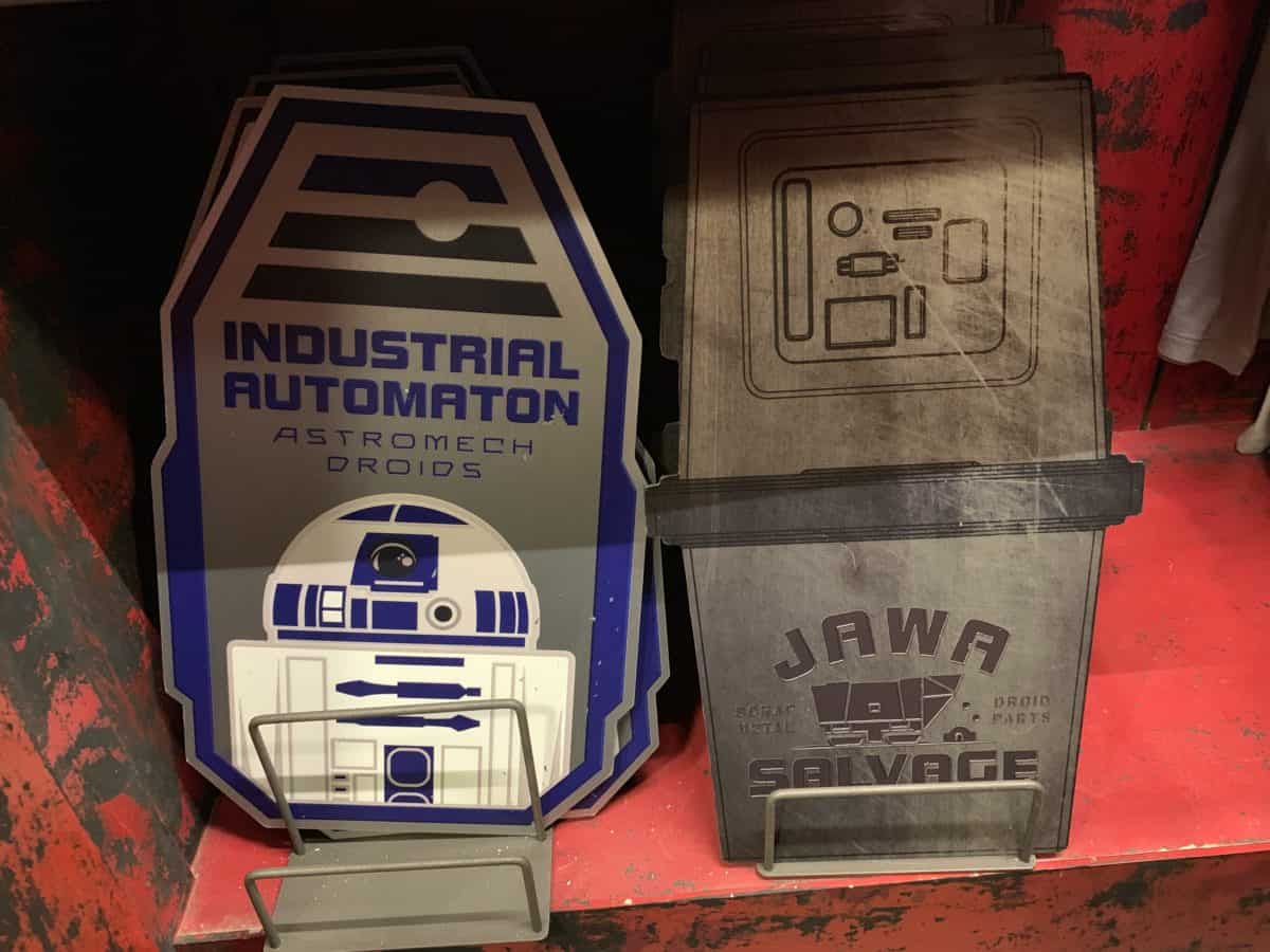 Star Wars: Galaxy's Edge Droid Depot