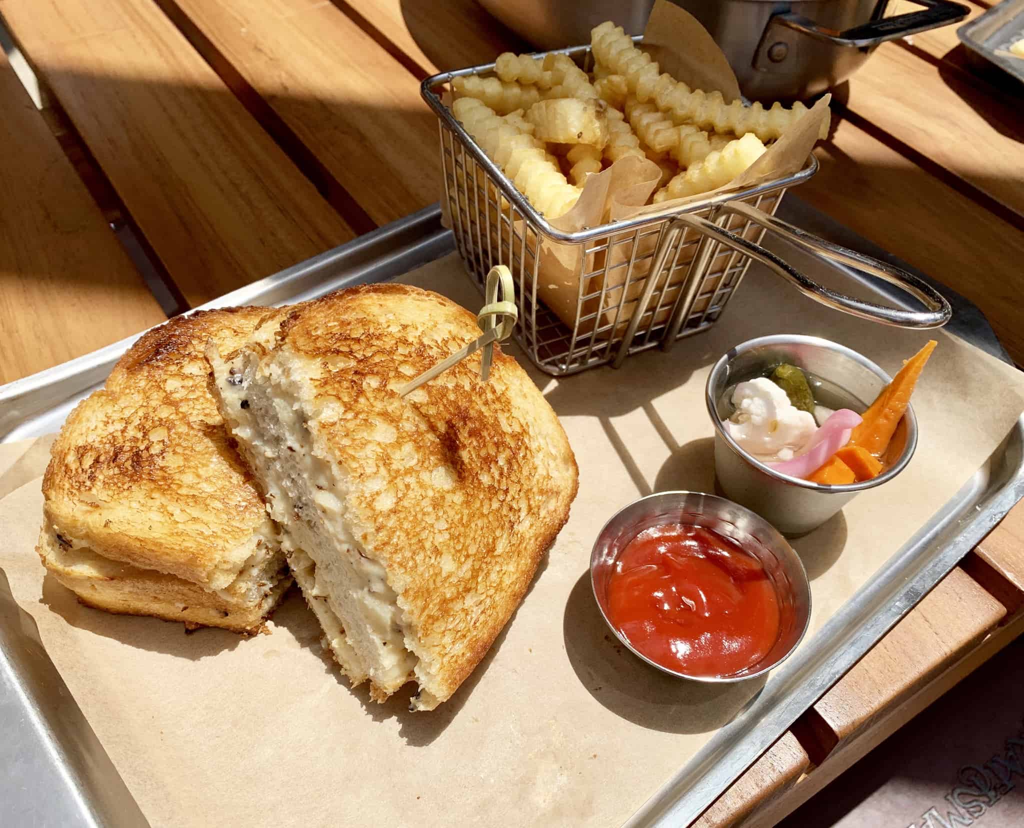 Craftsman Bar Menu and Drink Review Disney's Grand Californian Hotel And Spa