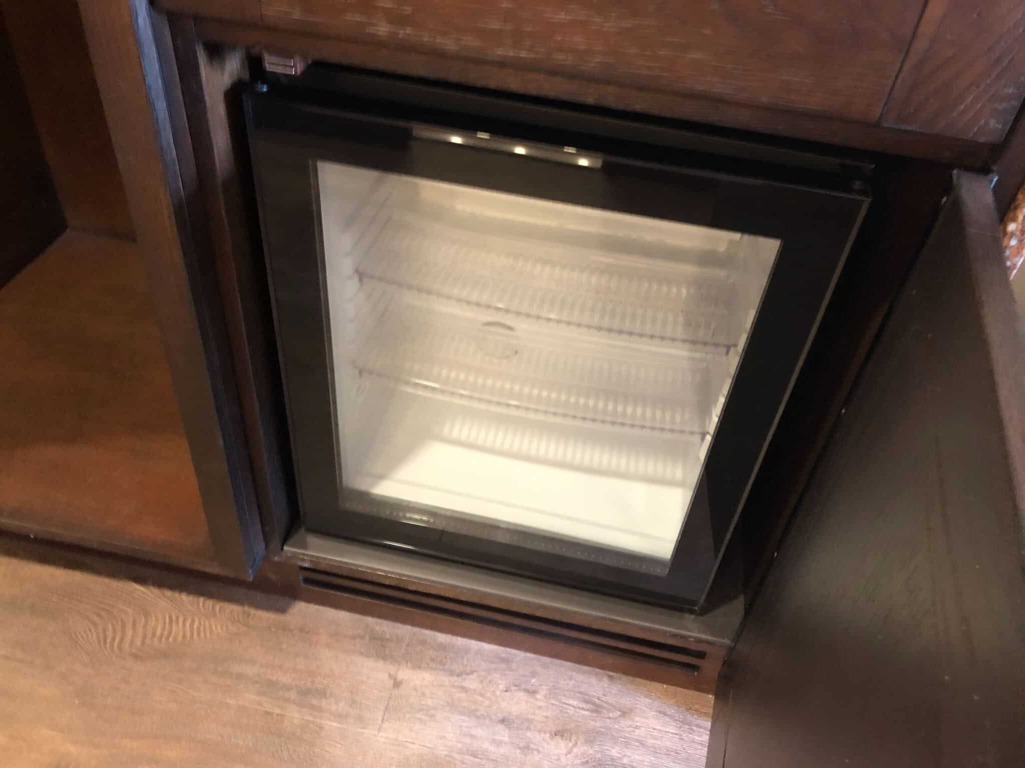 clear front mini fridge