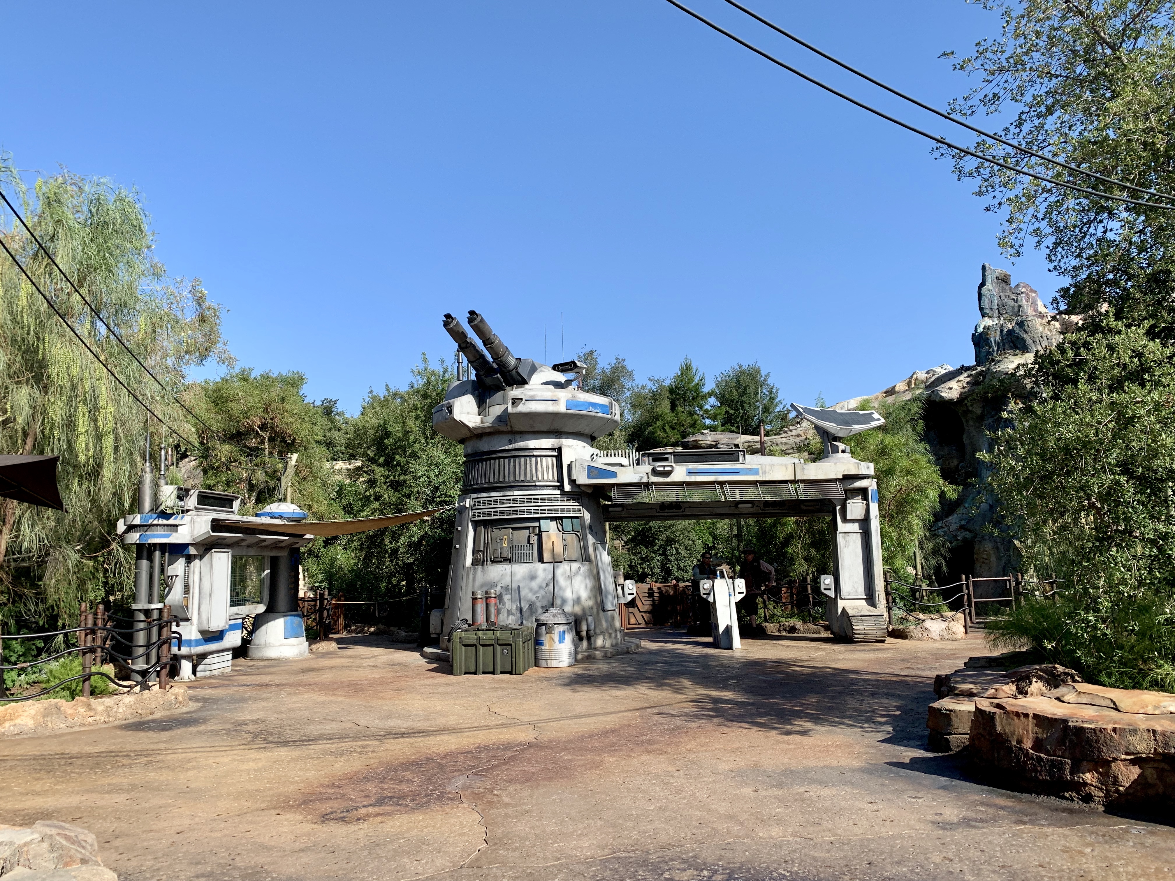 Disneyland Park Photo Report July 31 2019 Star Wars: Galaxy's Edge Crowds