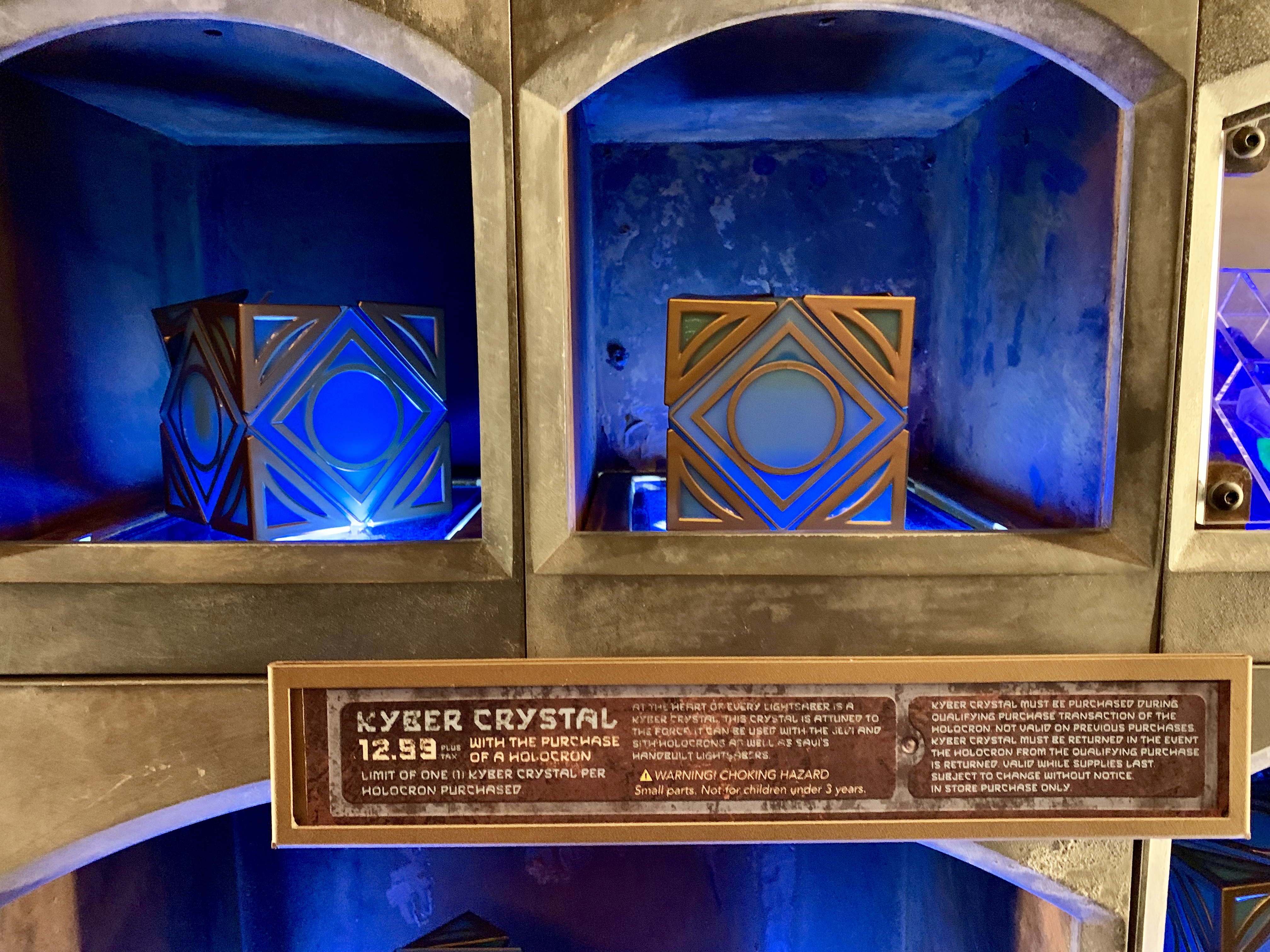 Disneyland Park Photo Report July 31 2019 Star Wars: Galaxy's Edge Crowds