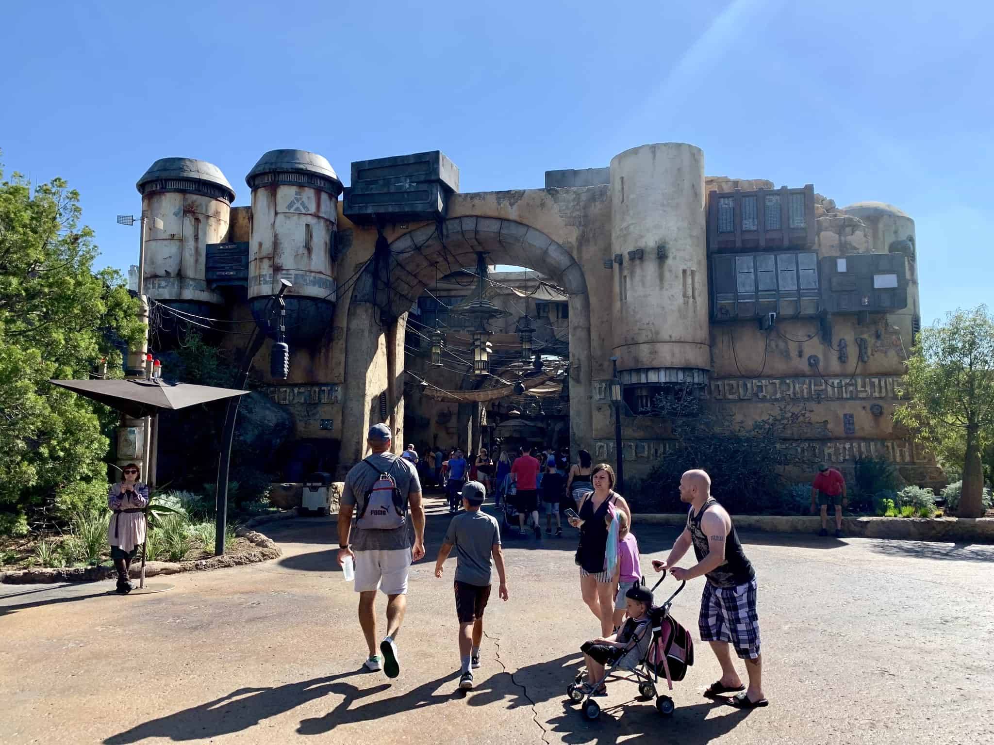 Disneyland Park Photo Report Summer Crowds July 9 2019