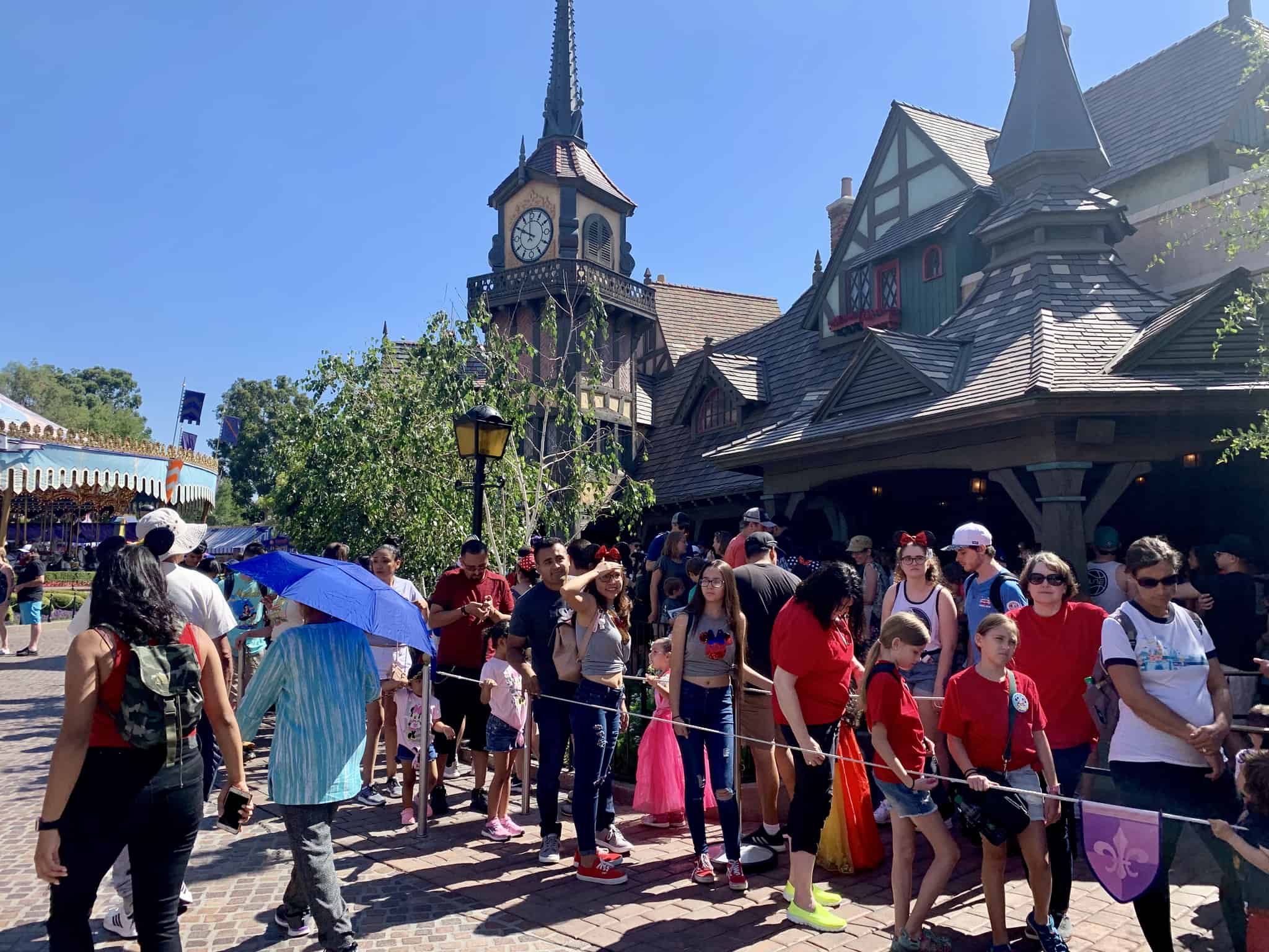 Disneyland Park Photo Report Summer Crowds July 9 2019