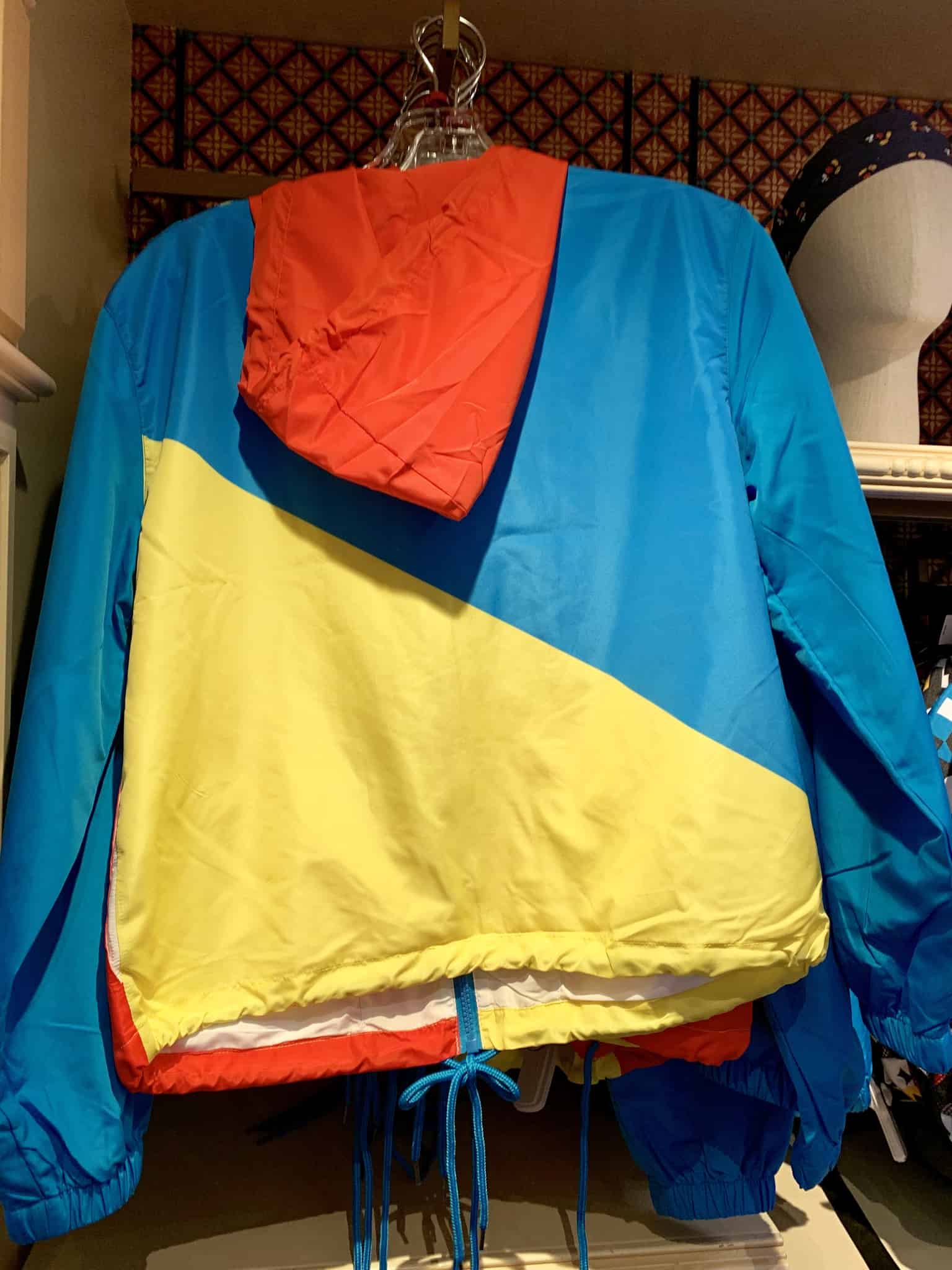 Fantasyland, Attractions, Pixar Windbreakers Disneyland Resort