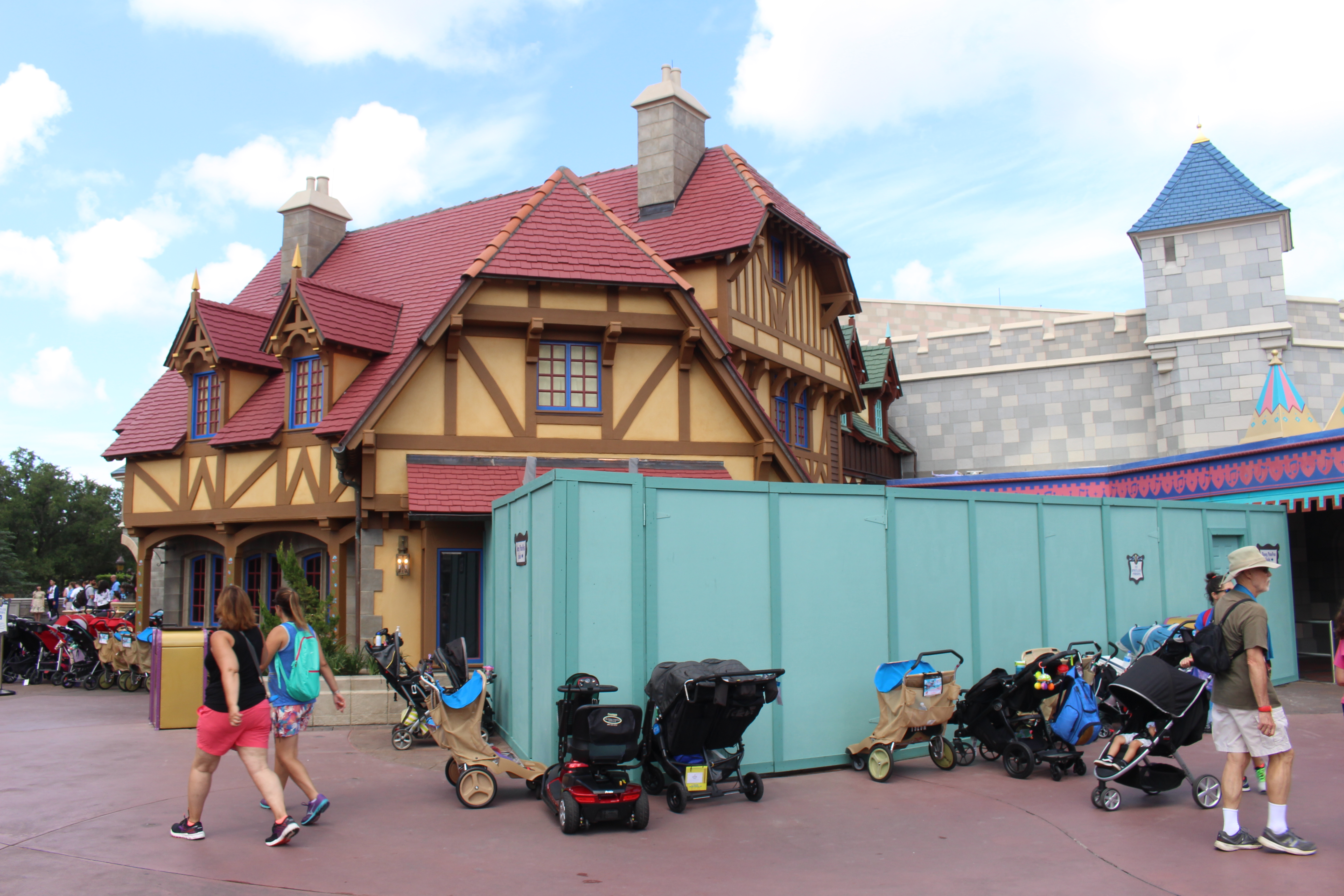 castle couture