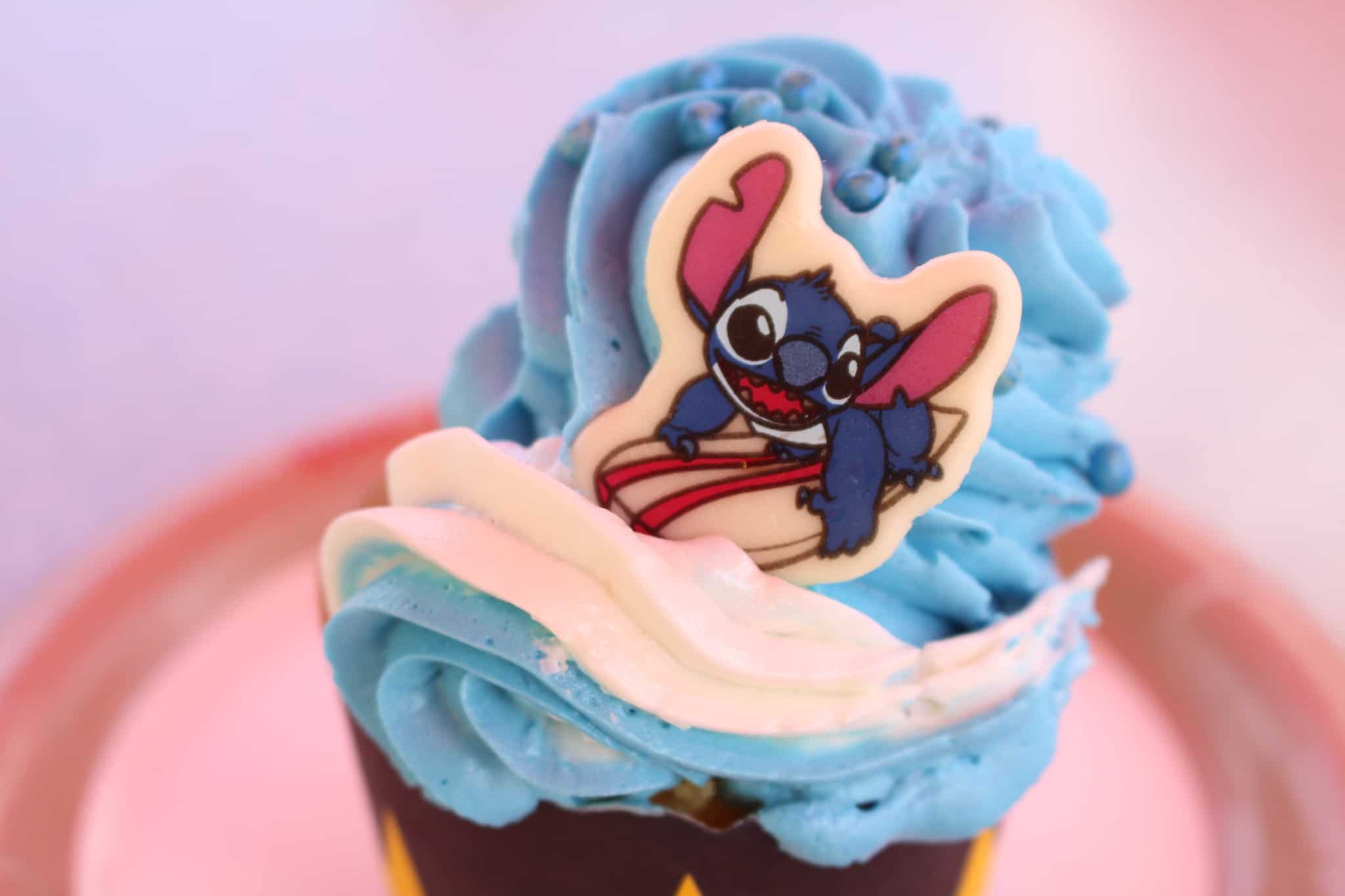 stitch cupcake