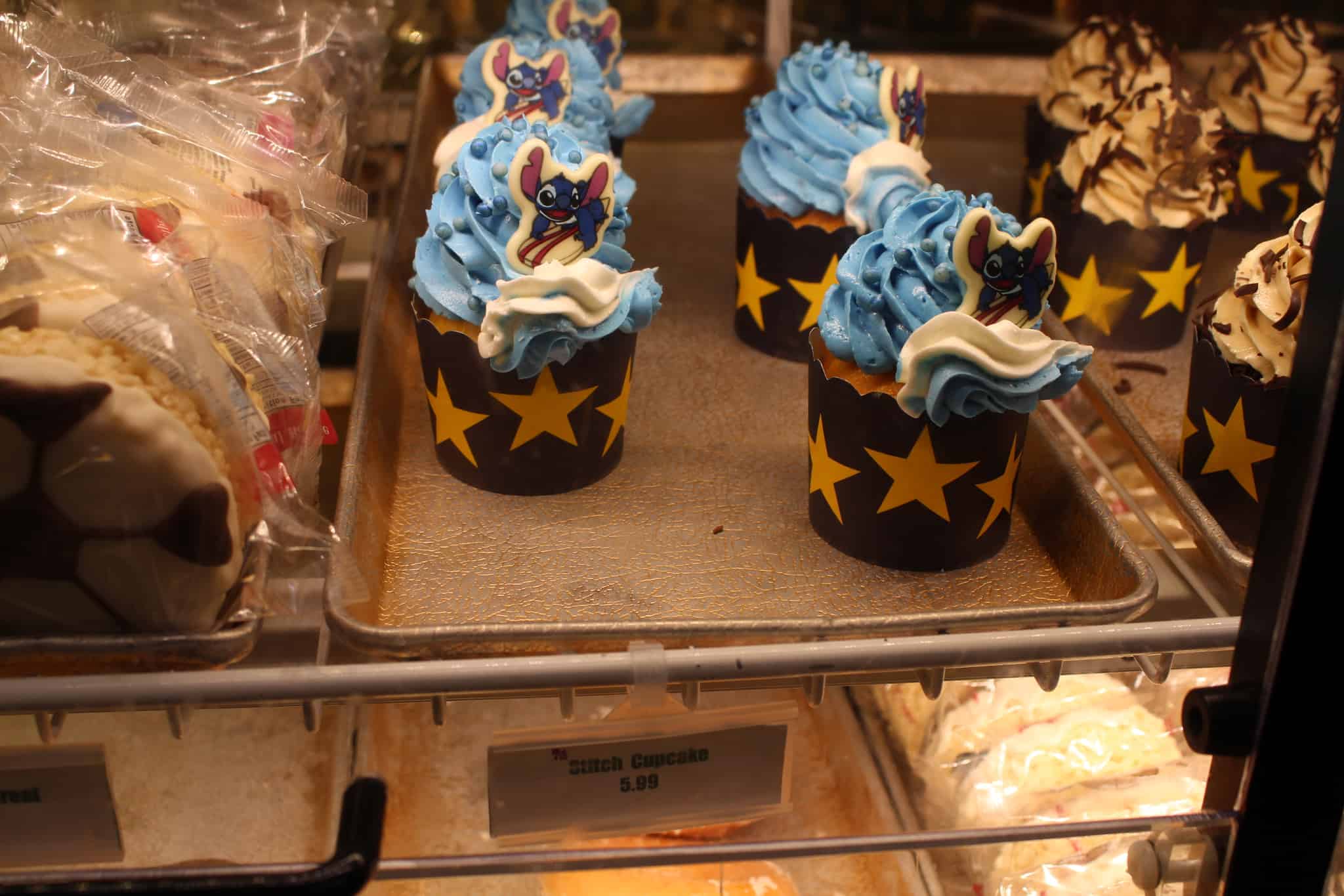 stitch cupcake