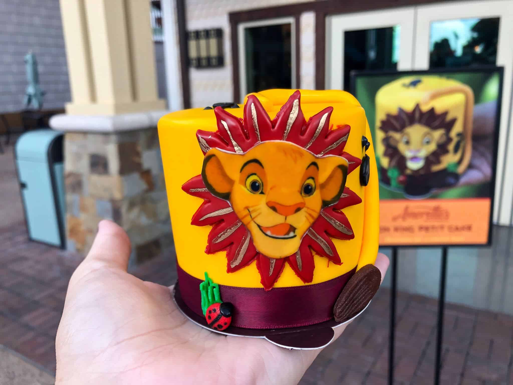 Young Simba with leaf mane