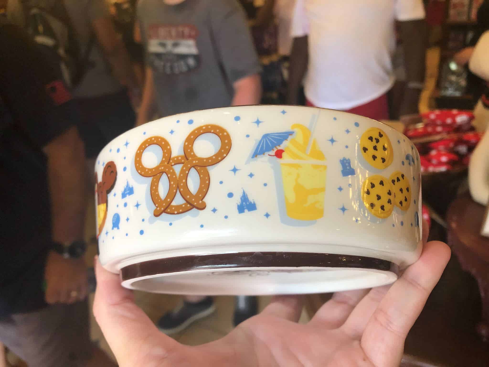 Pet Snack Dish