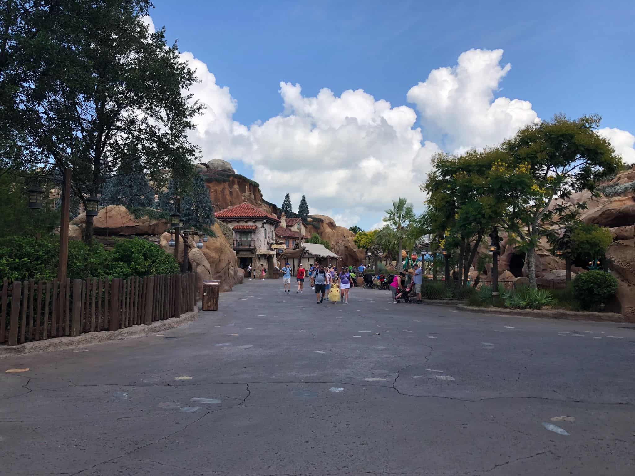Low Crowds