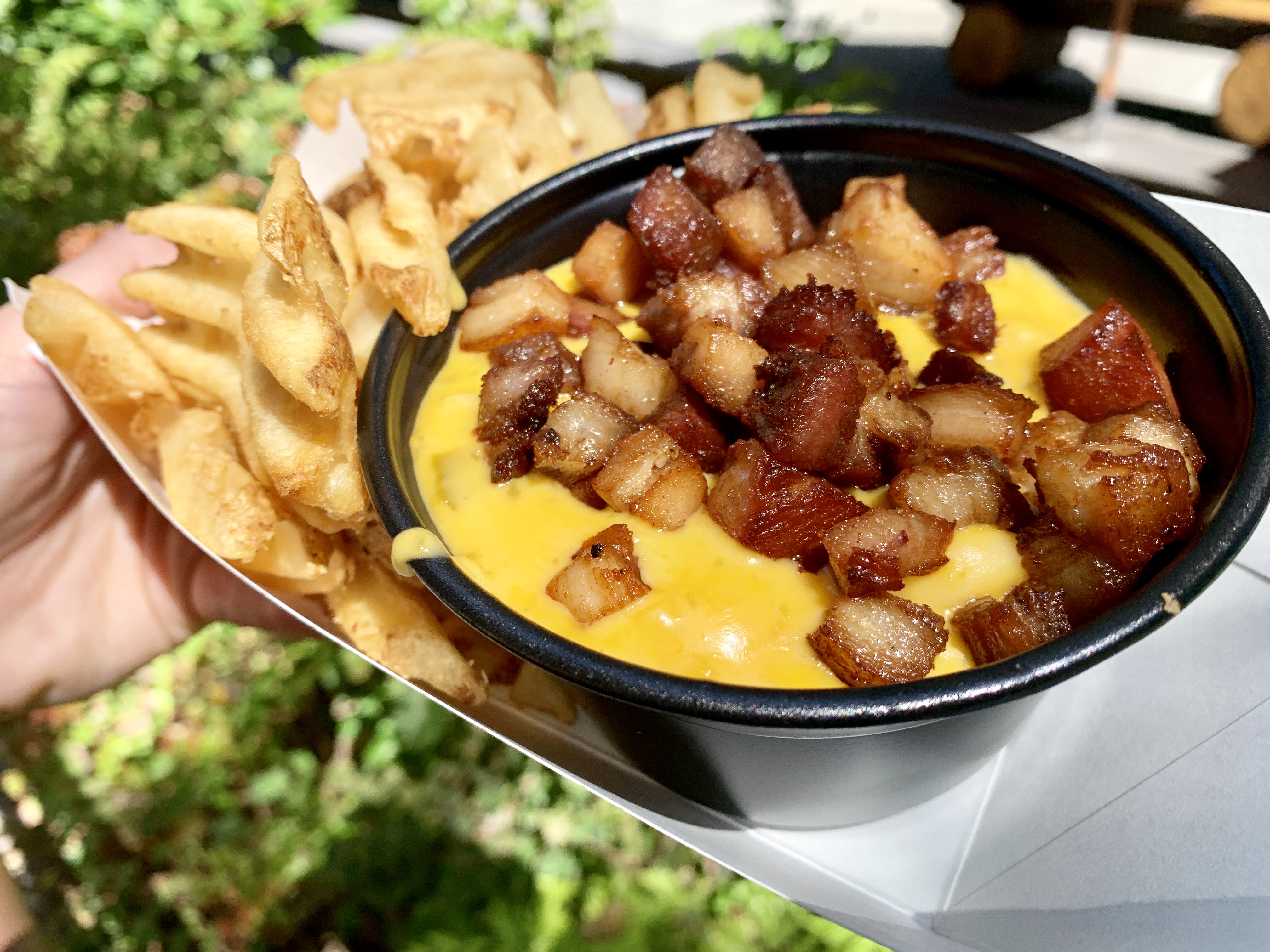Signature Mac 'n' Cheese Smokejumpers Grill Disney California Adventure