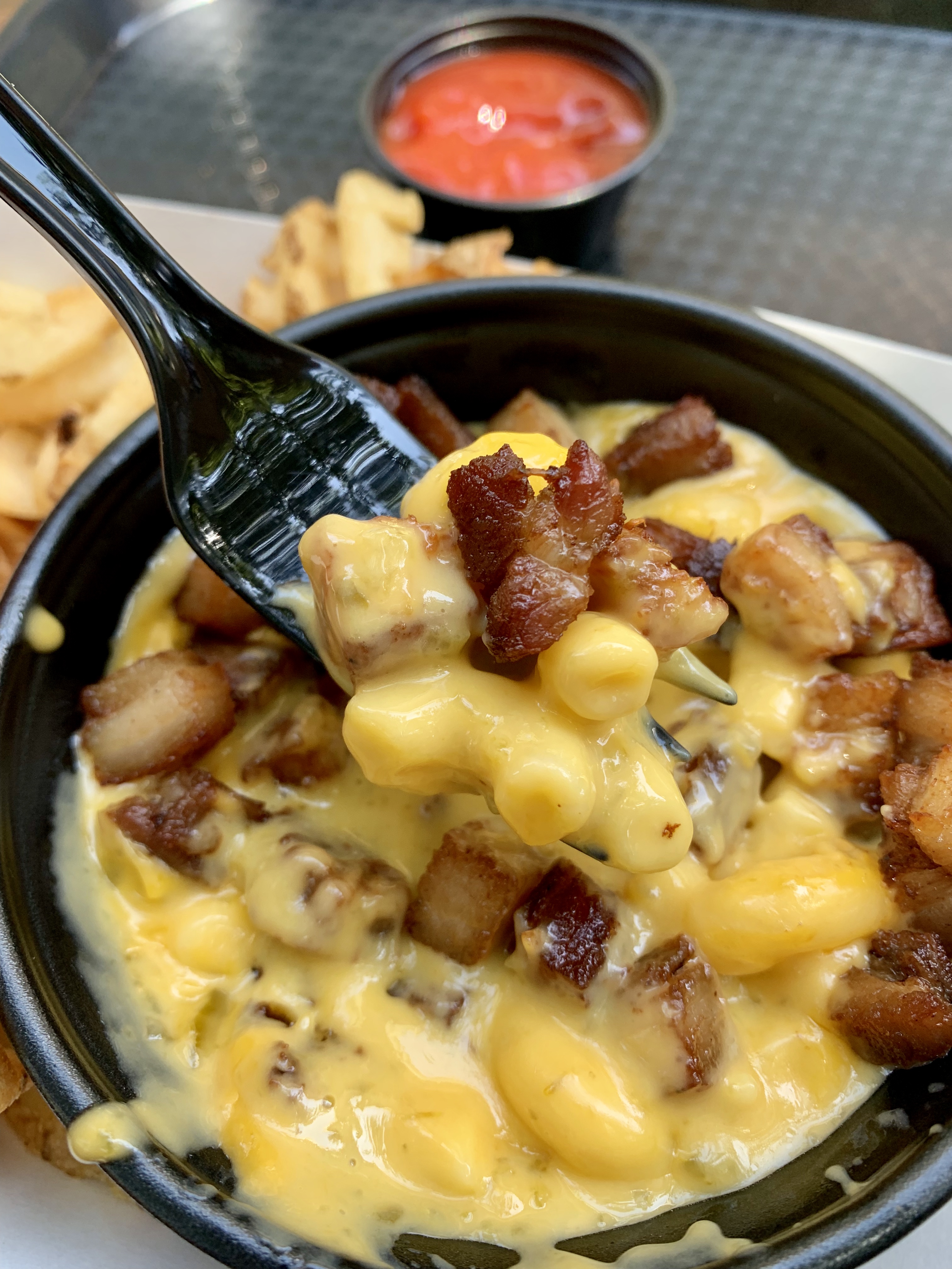 Signature Mac 'n' Cheese Smokejumpers Grill Disney California Adventure