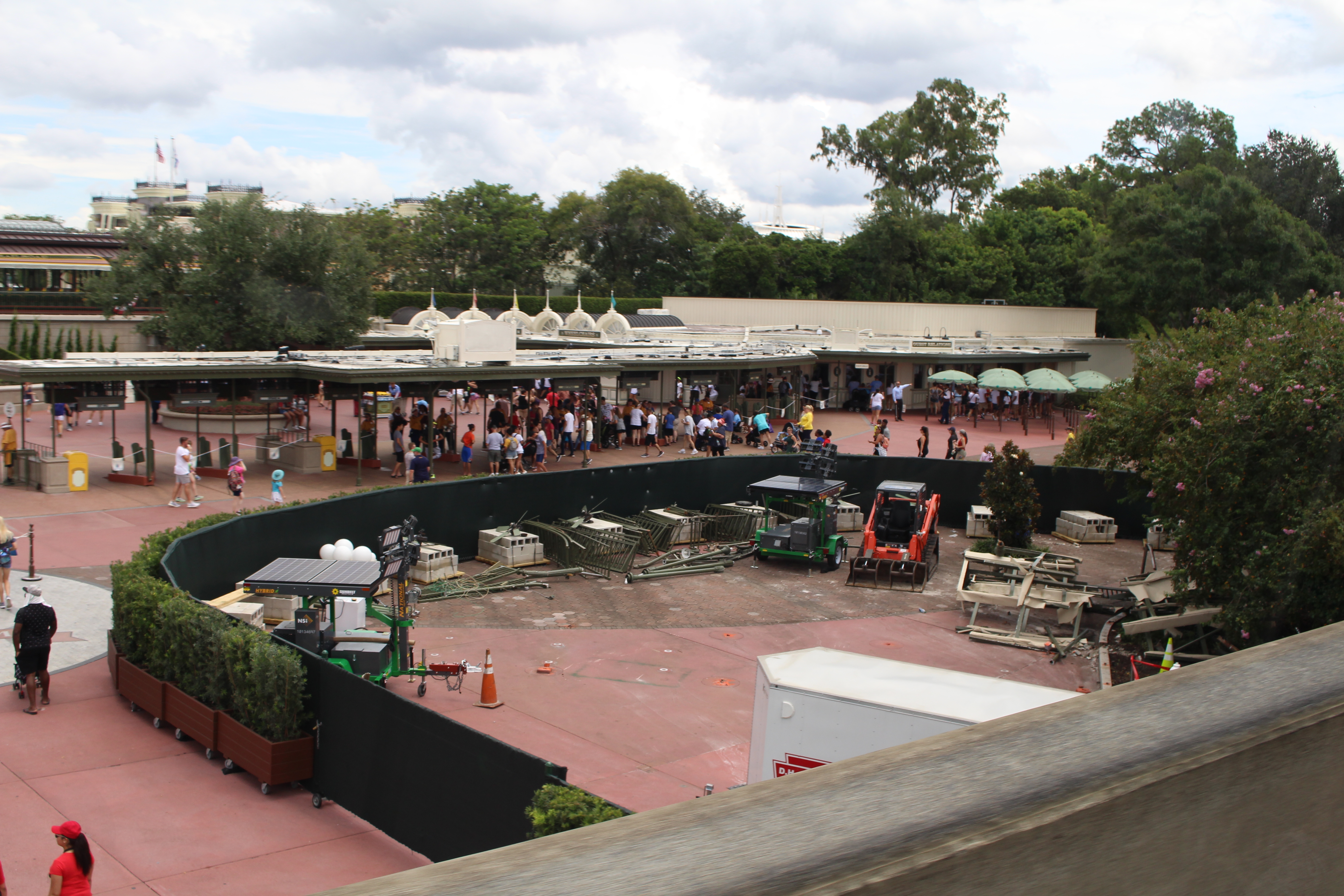 magic kingdom entrance construction