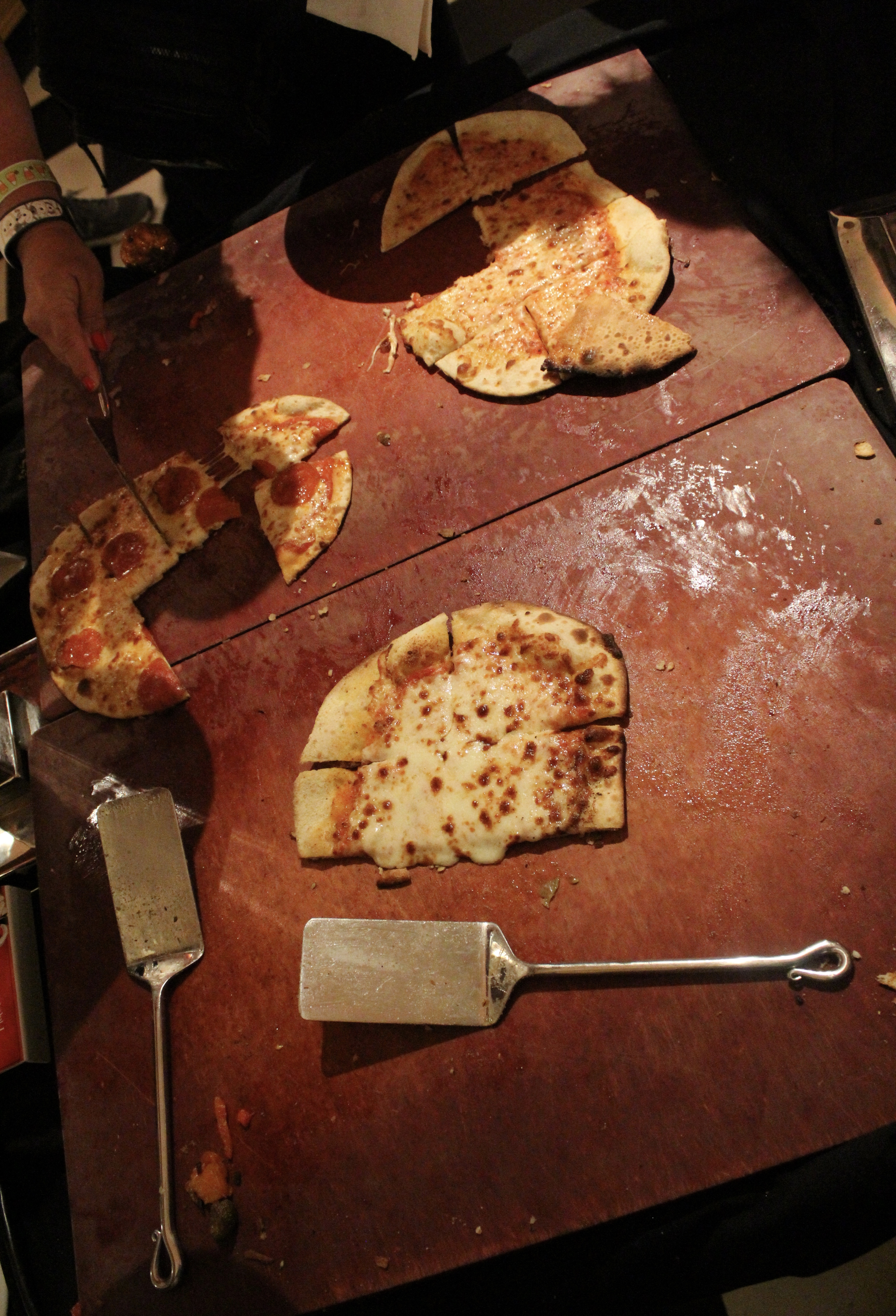 This was the most full I saw the pizza trays the entire night...