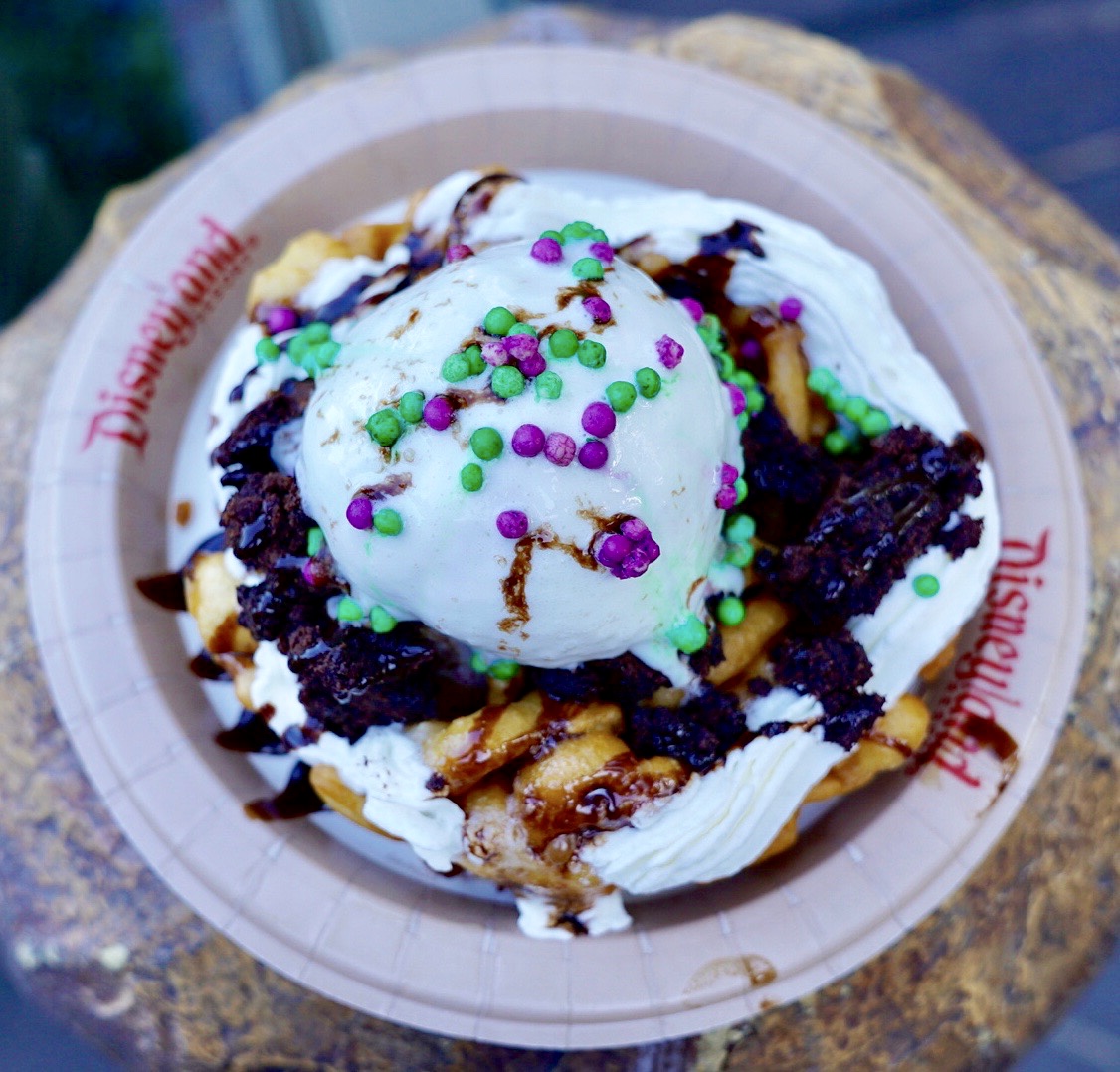 Dead-Cadent Funnel Cake and The Caretaker Sandwich Hungry Bear Restaurant Haunted Mansion 50th Anniversary Disneyland