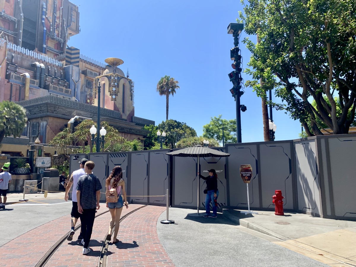 Disney California Adventure Photo Report 8-11-19 Crowds, Mickey Missing from Silly Symphony Swings, New Merch