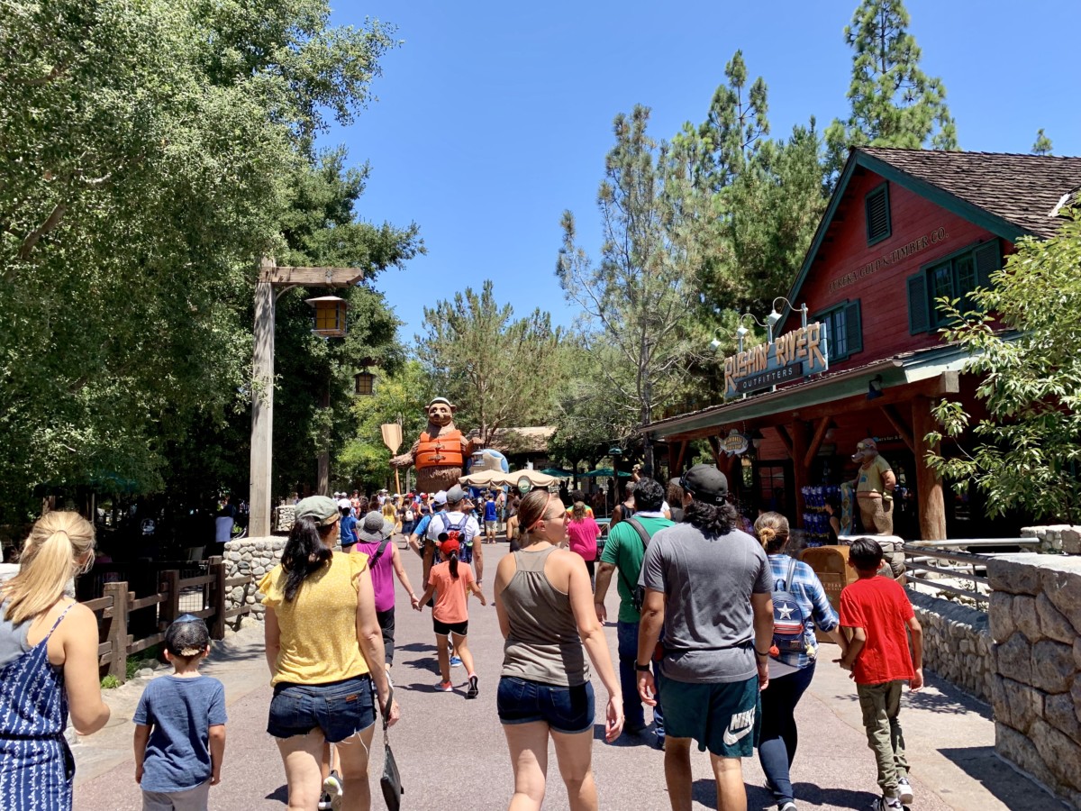 Disney California Adventure Photo Report 8-11-19 Crowds, Mickey Missing from Silly Symphony Swings, New Merch