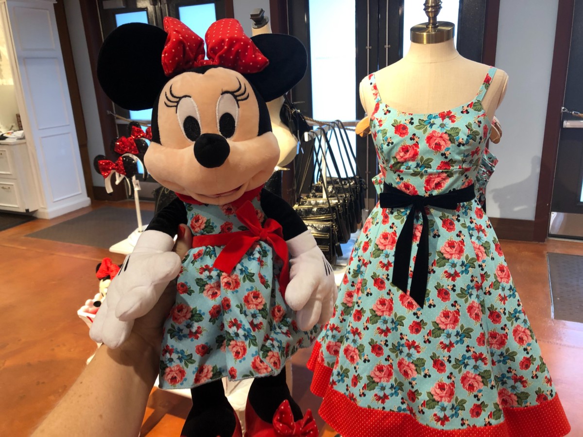 Minnie dress and matching Minnie plush