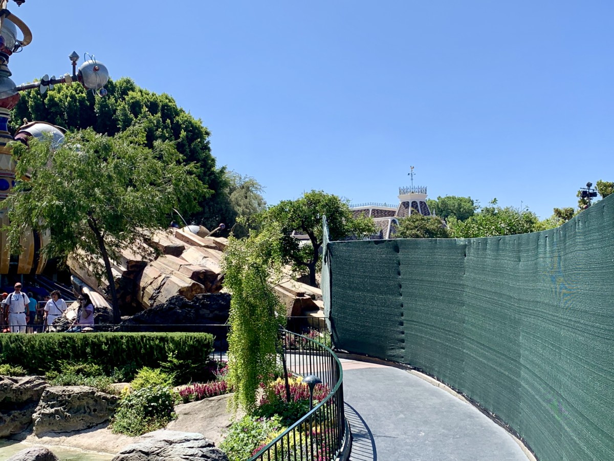 Disneyland Park Photo Report August 17 2019 Tomorrowland Refurbishment Halloween Decor and more 