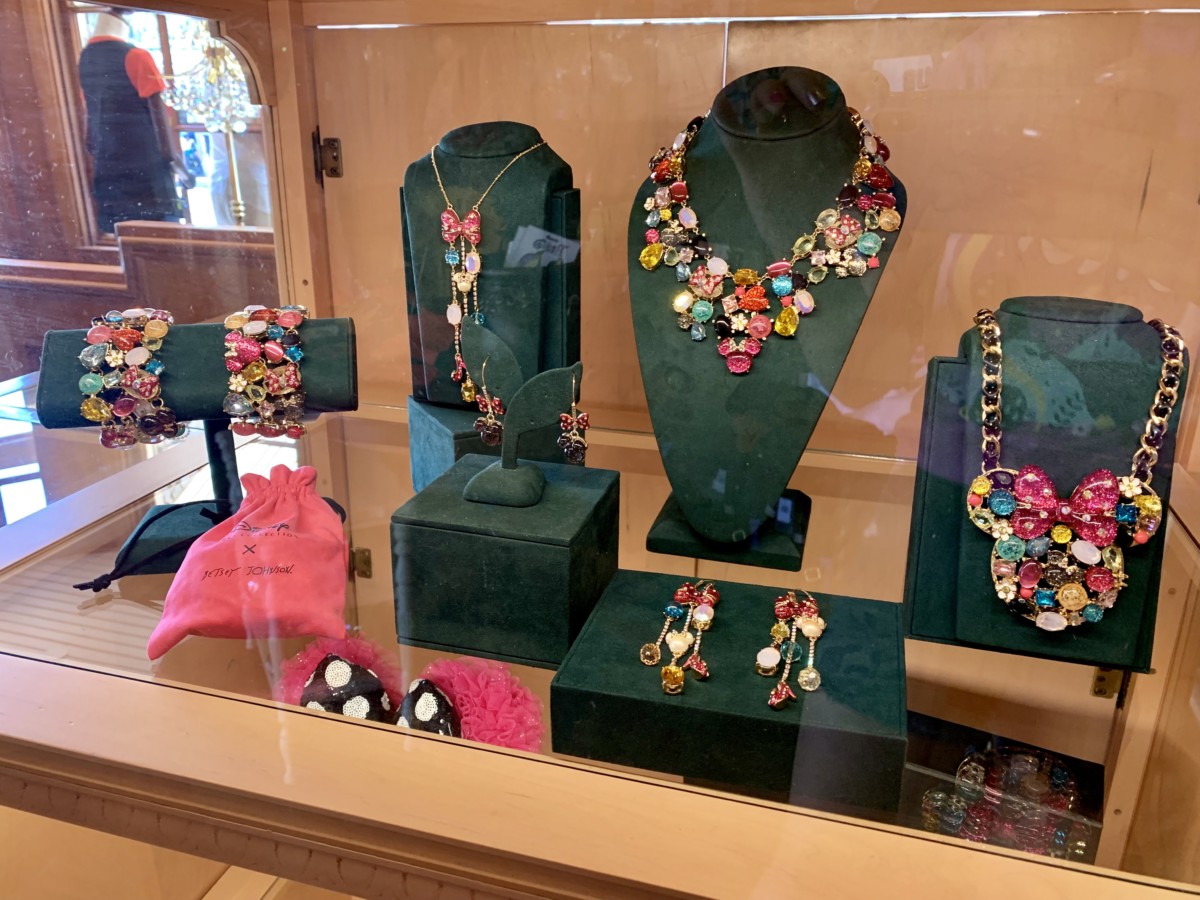 Disneyland Park Photo Report August 17 2019 Tomorrowland Refurbishment Halloween Decor and more 