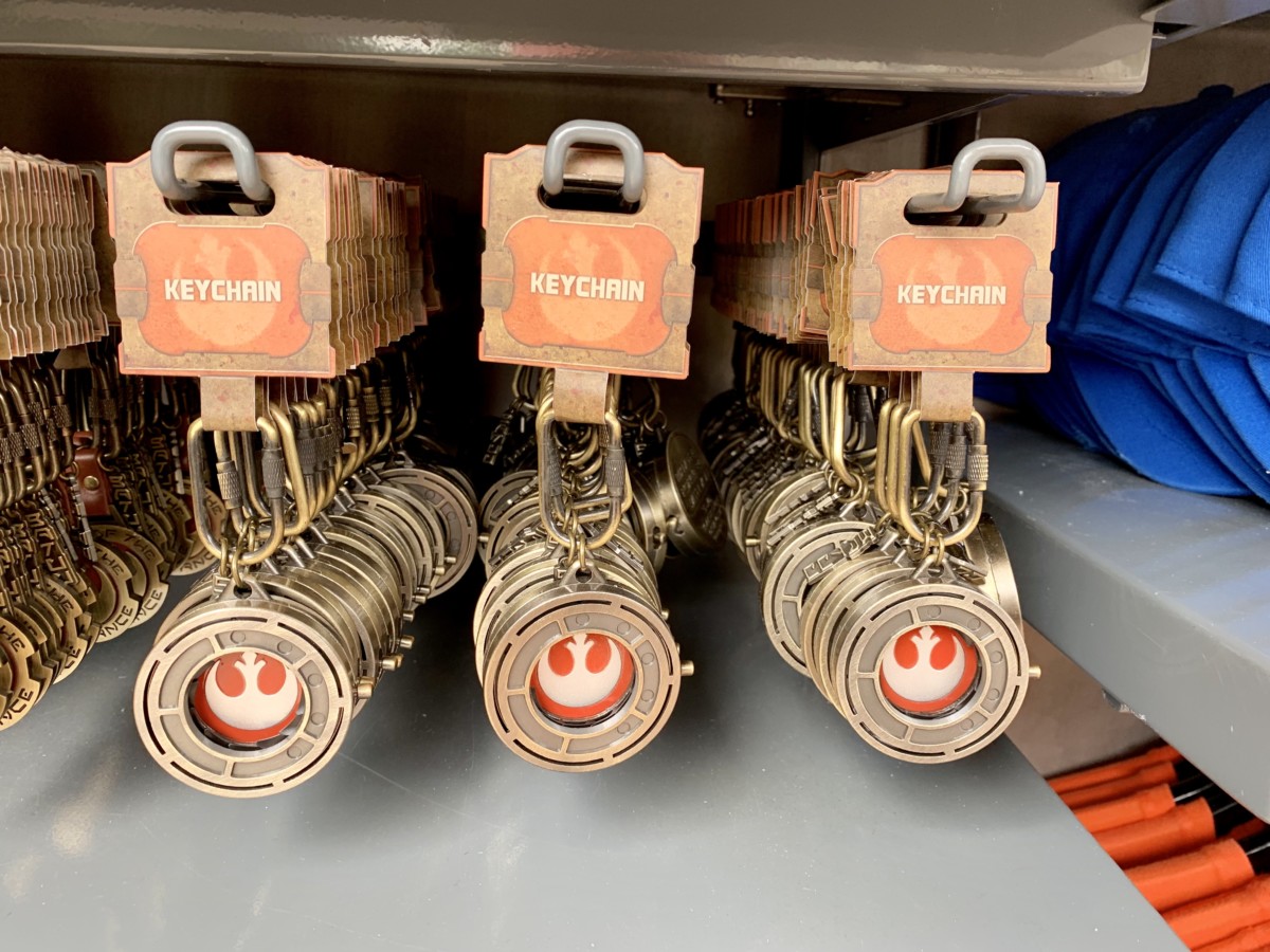 Disneyland Photo Report Frozen Pins Star Wars: Galaxy's Edge Crowds and More August 7 2019