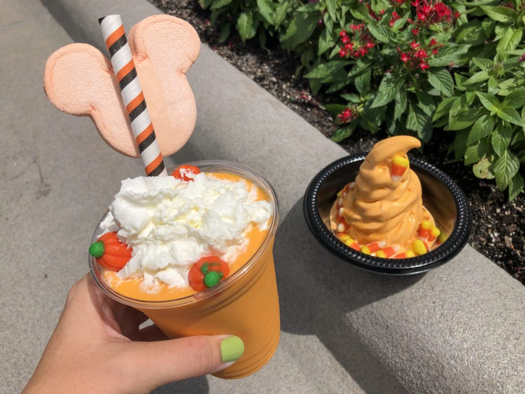 pumpkin spice shake sundae