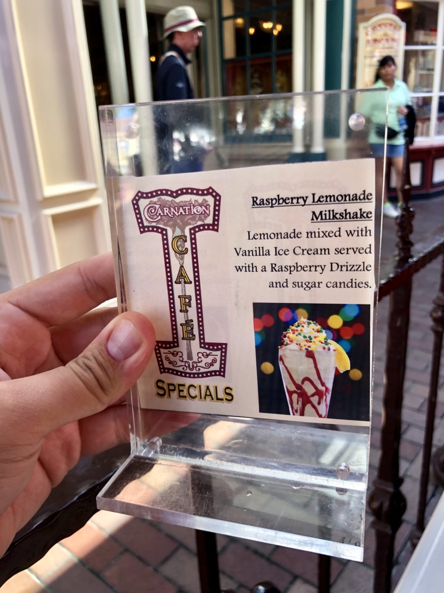 Main Street Electrical Parade Spicy Chicken Sandwich Carnation Cafe Disneyland Park