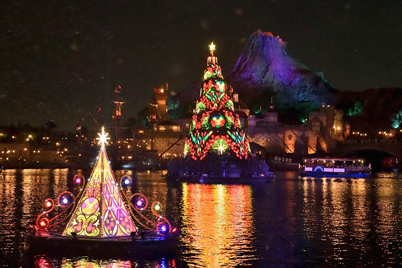 Tokyo DIsneySea Stock - Colors of Christmas Afterglow