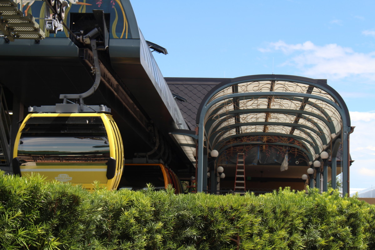 epcot skyliner