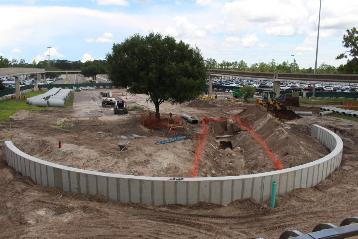 epcot tram loop