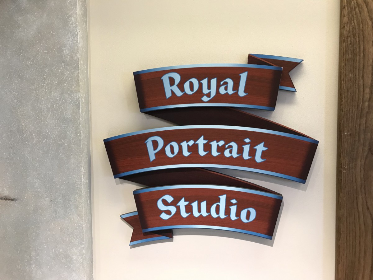 sir Mickey's portrait studio