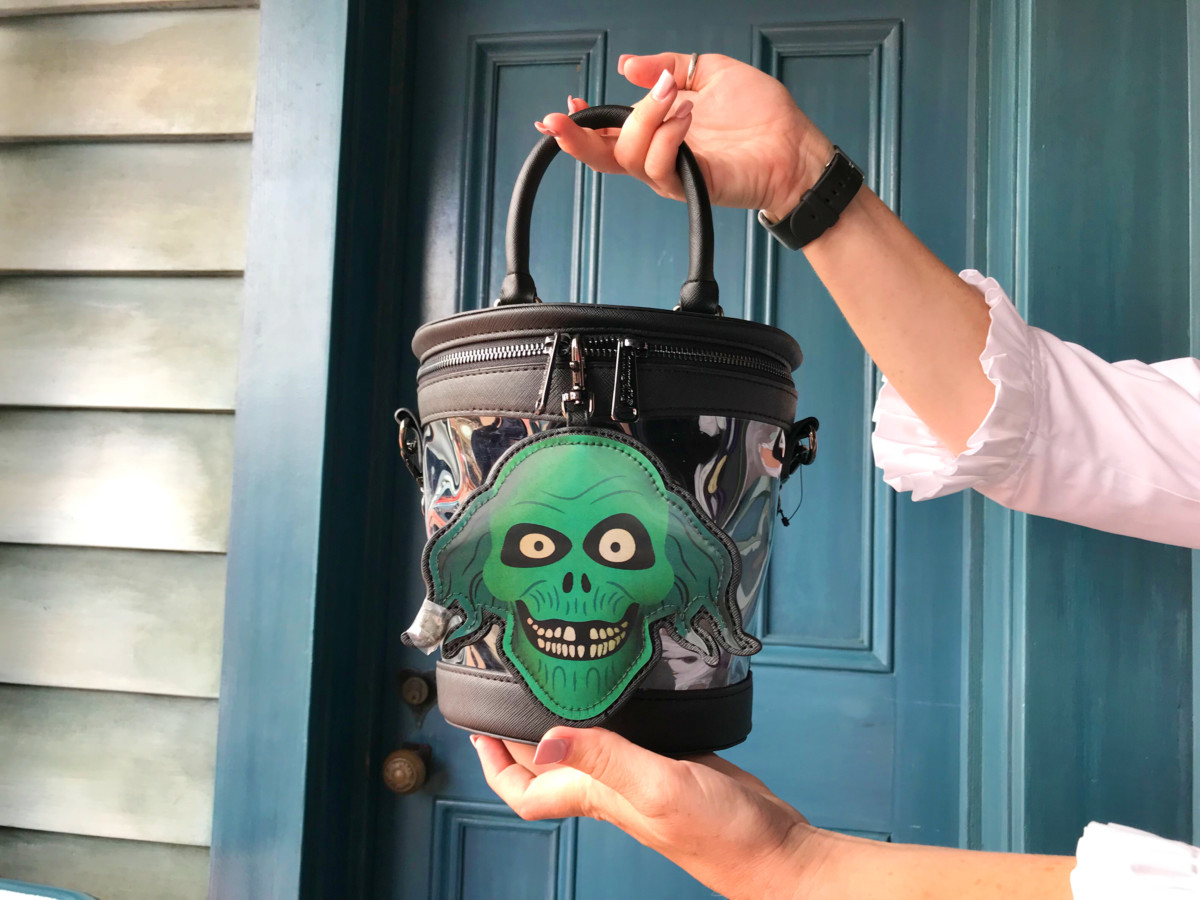 loungefly hatbox ghost