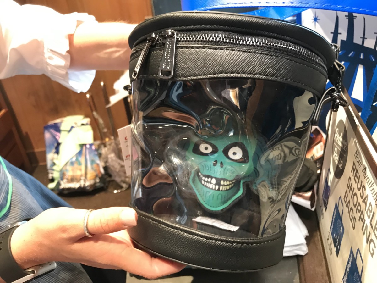 loungefly hatbox ghost