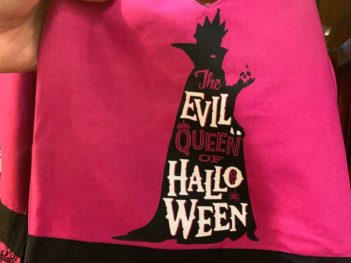 "The Evil Queen of Halloween" Apron - $34.99&nbsp;
