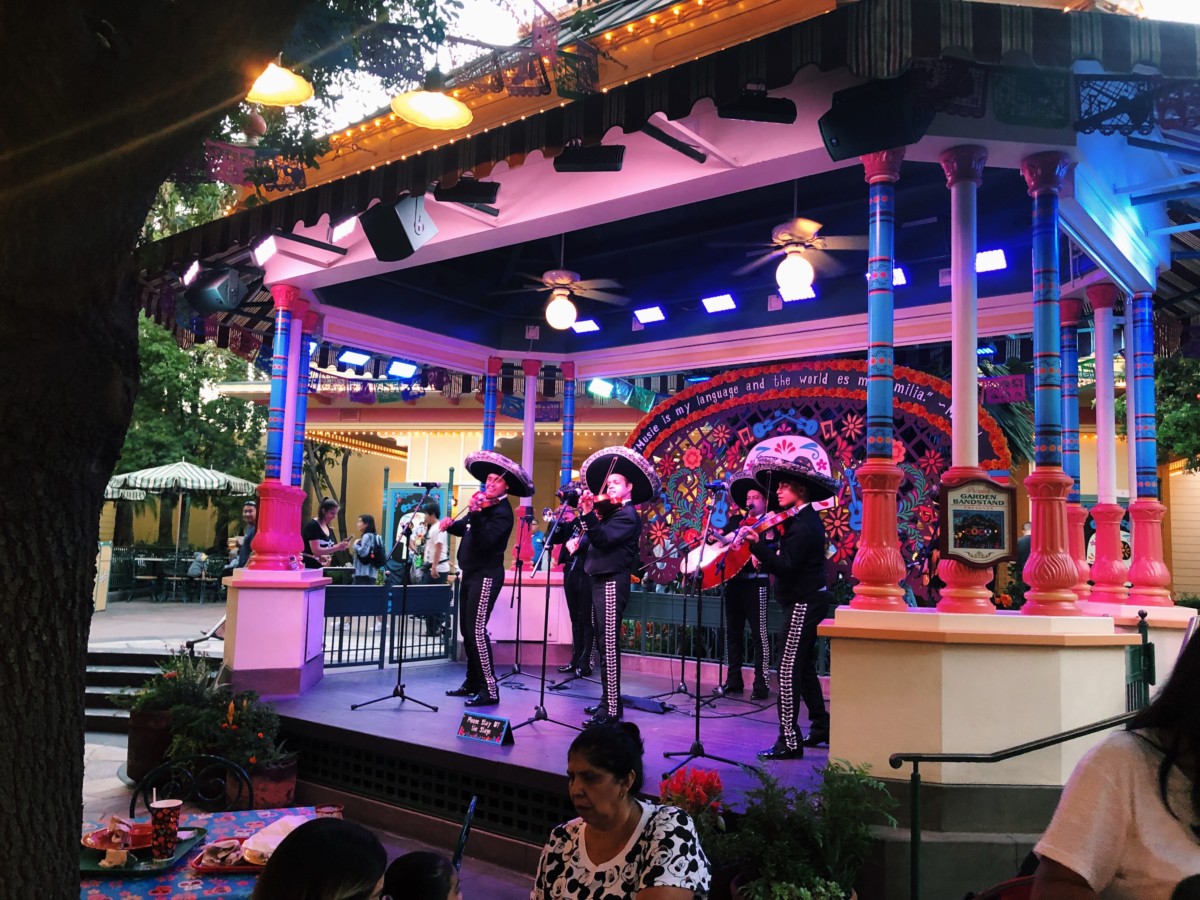 Mexican show