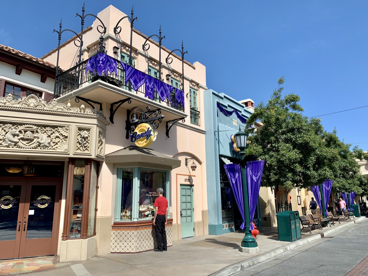 Crowds Remain Low Despite Lifting of Annual Passholder Blockout Dates Across Disneyland Resort