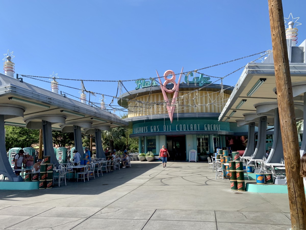 Disney California Adventure Photo Report 9:4:19 Tiana Alex and Ani Bangle, Halloween Decorations and More!
