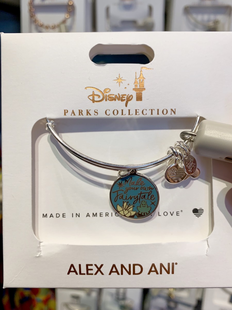 Disney California Adventure Photo Report 9:4:19 Tiana Alex and Ani Bangle, Halloween Decorations and More! 