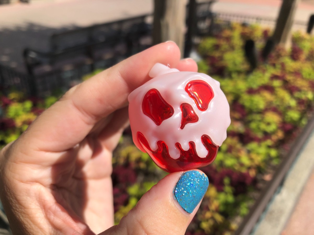 red poison apple glow cube