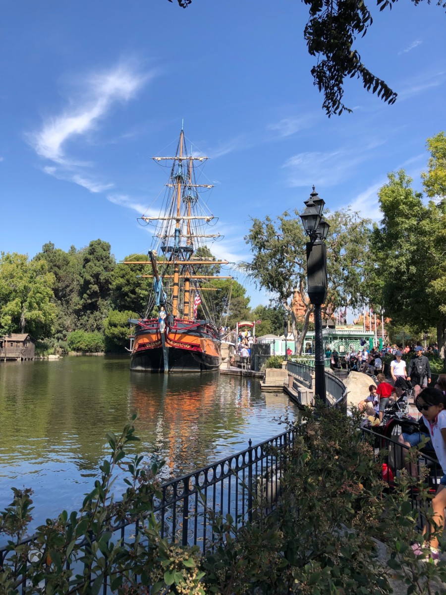 Sailing ship Columbia