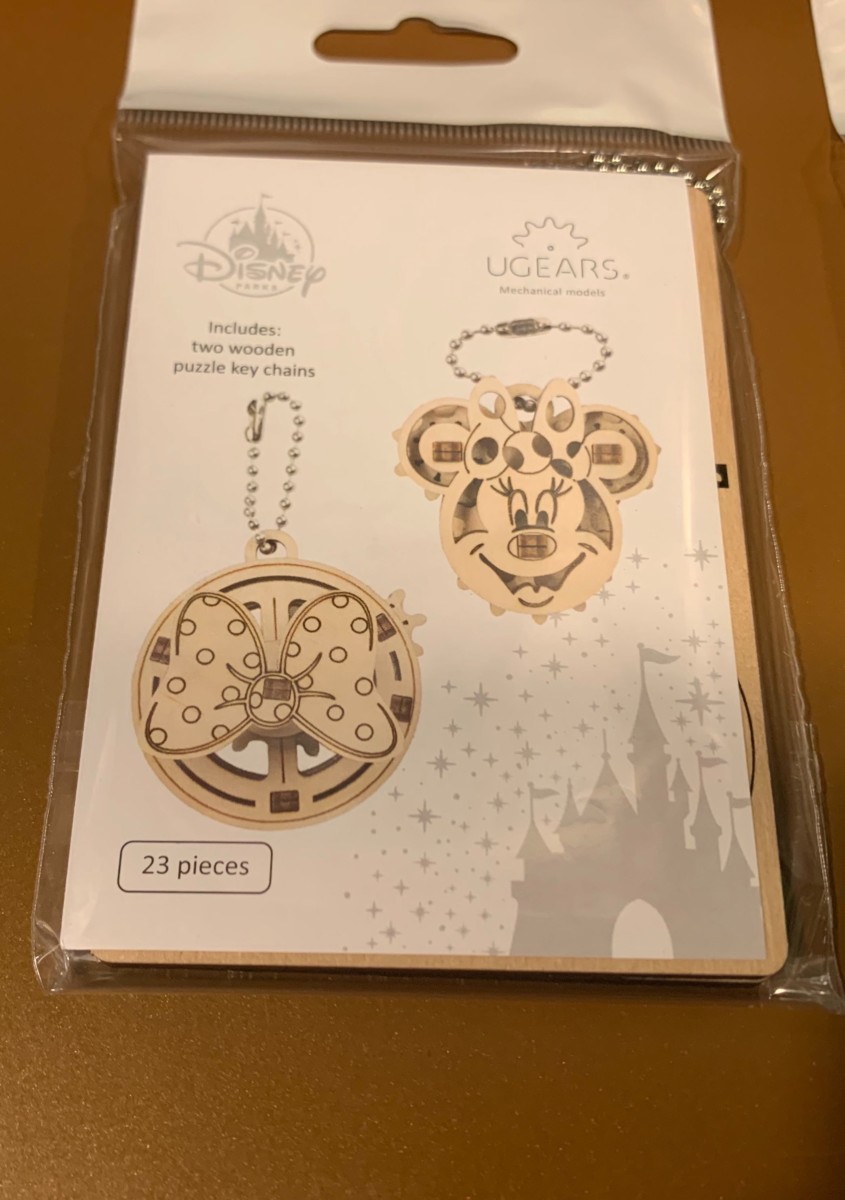 Minnie Wooden Key Chain