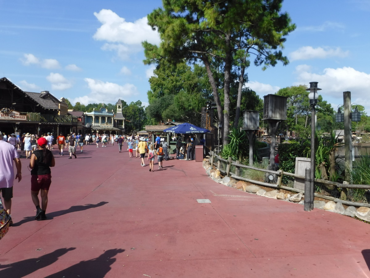 Guest Experience Lectern