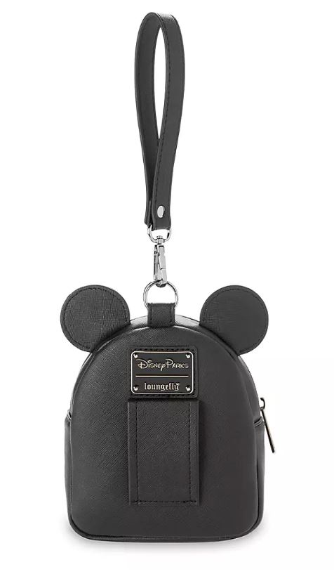 loungefly wristlet pack