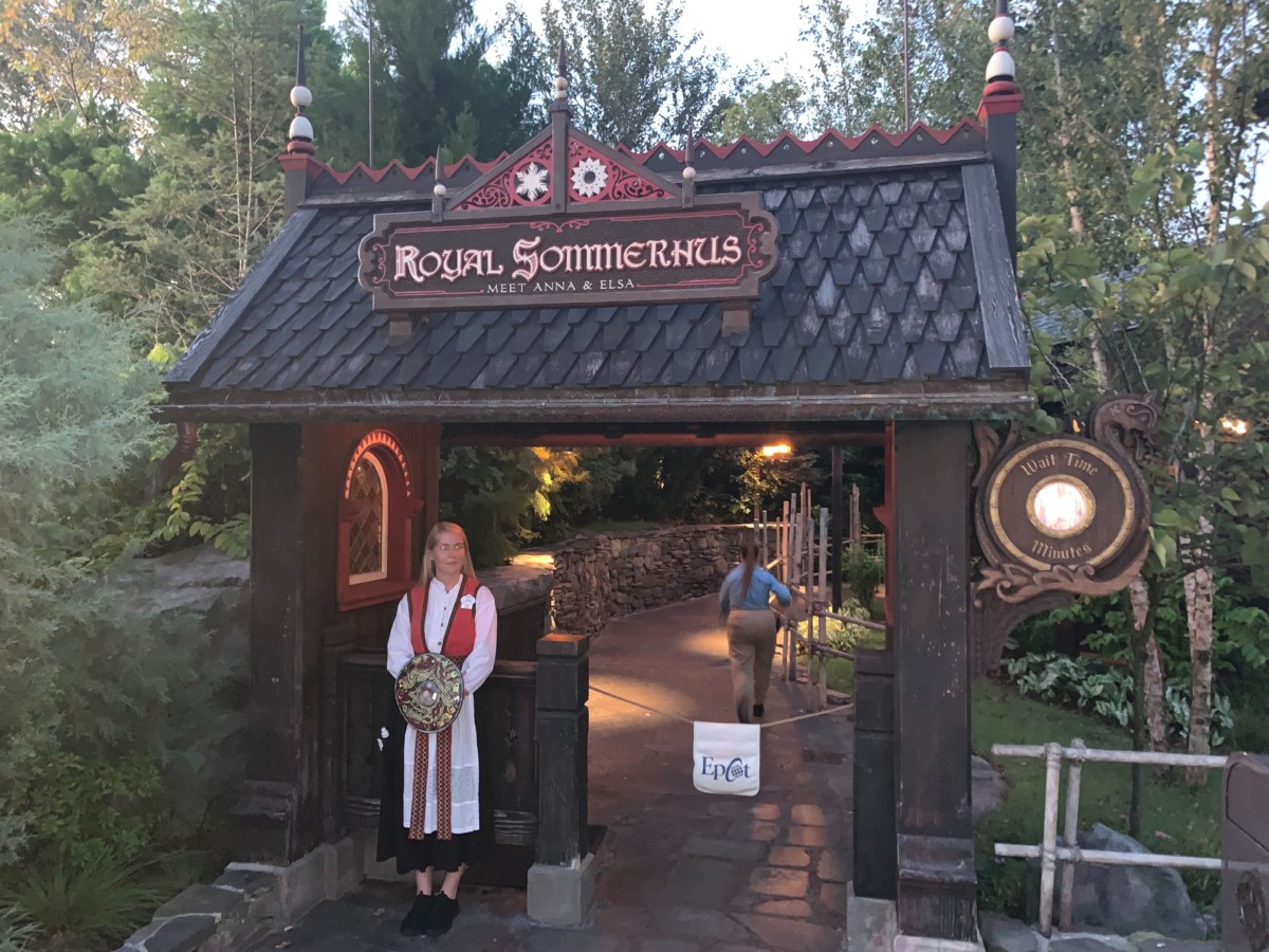 royal_sommerhus_epcot_photopass