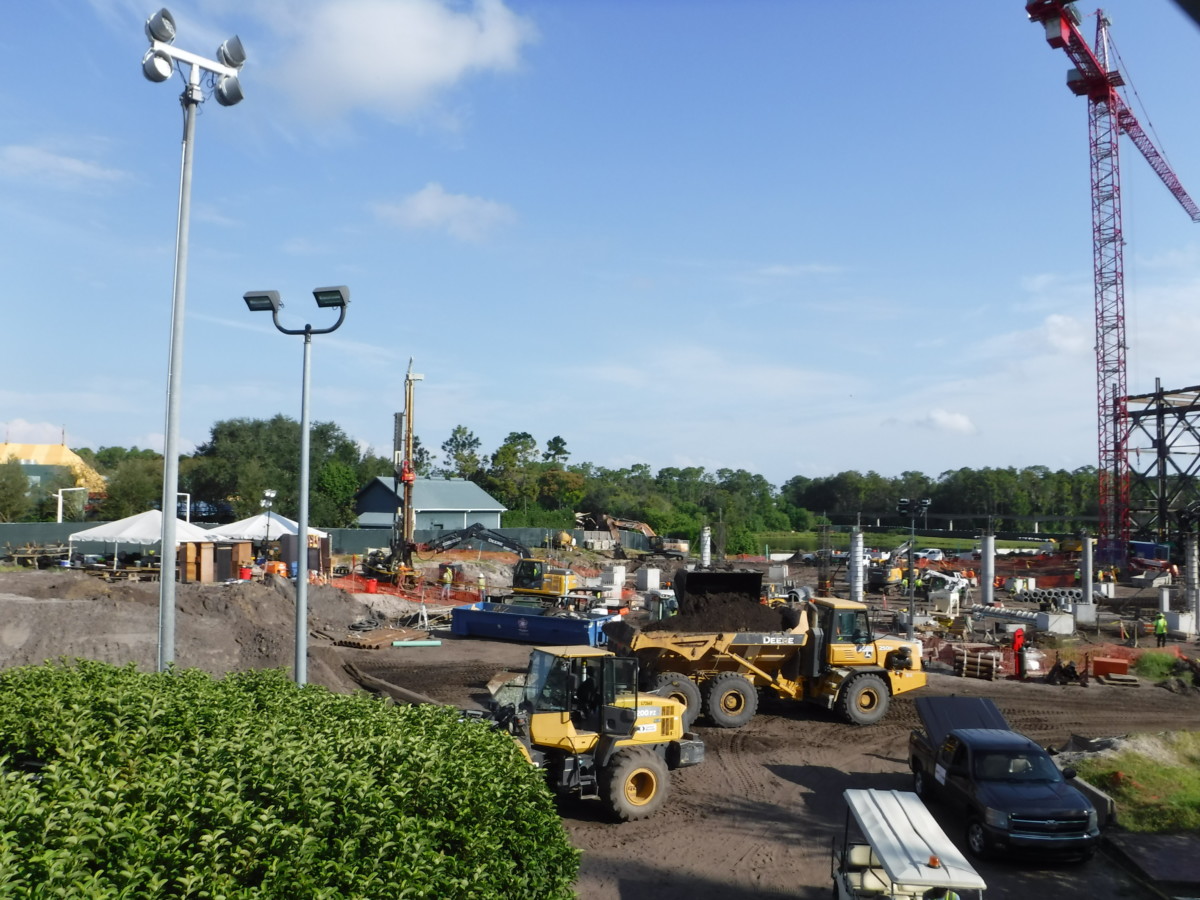 Tron Construction Magic Kingdom queue progress 