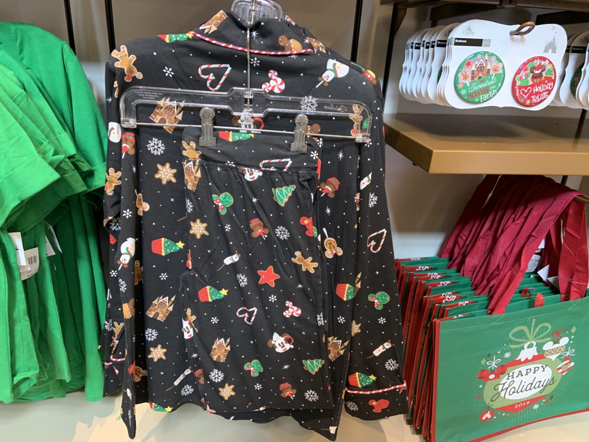 Holiday snack button up pajamas (2)