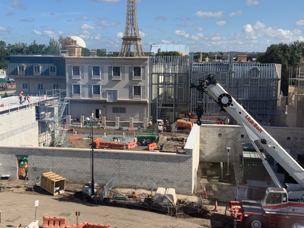 Remy’s Ratatouille Adventure 10/29