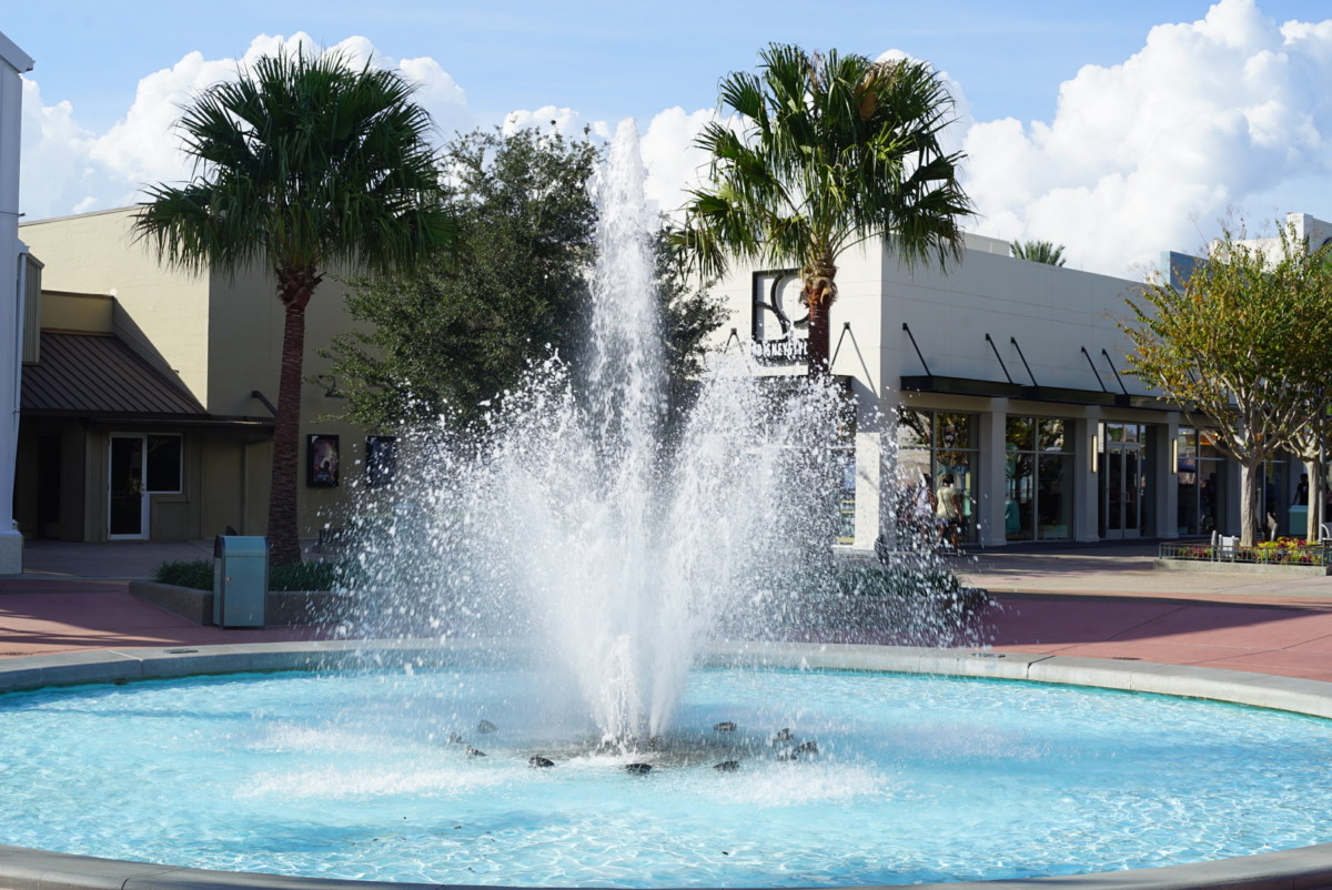 fountain Disney springs